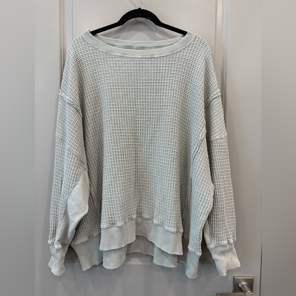 American Eagle big hug waffle crew neck sweater - Picture 3 of 4